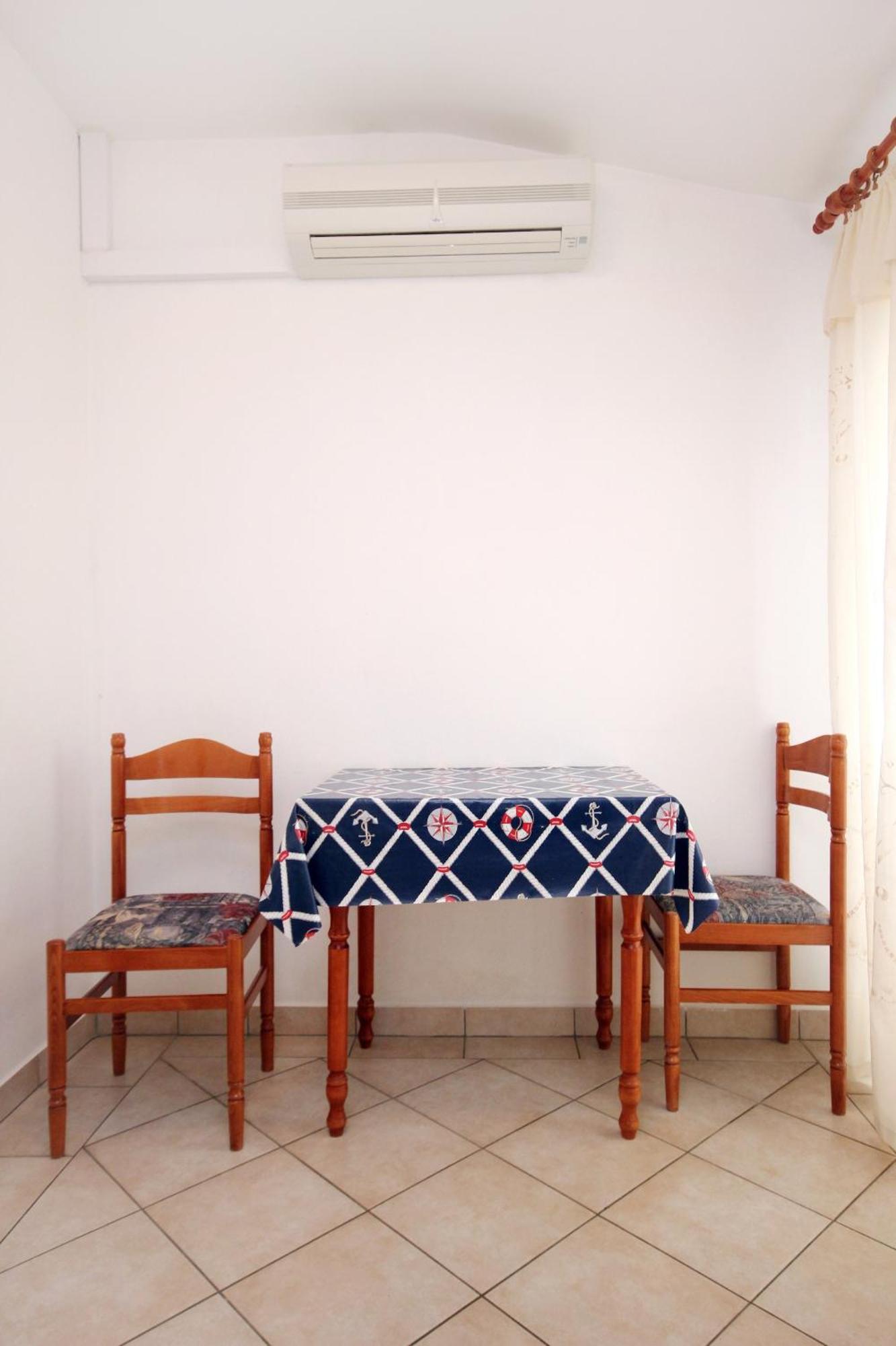 Apartments And Rooms By The Sea Pag - 3152 Pag Town Exterior foto