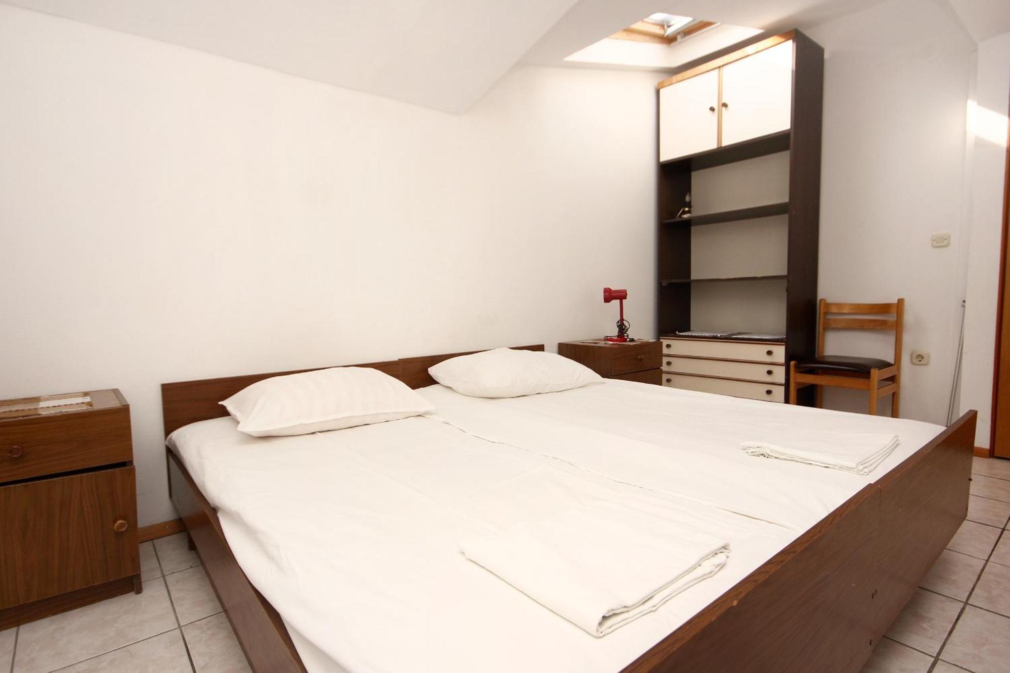 Apartments And Rooms By The Sea Pag - 3152 Pag Town Quarto foto